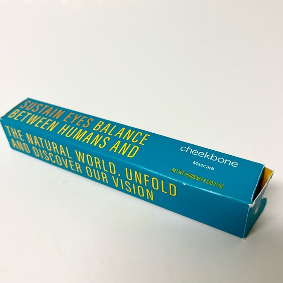 Cheekbone Beauty Mascara 8g - Picture 3 of 8